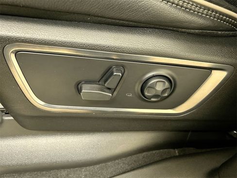 Used 2021 RAM 1500 Limited image 10