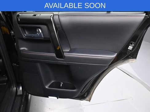 Used 2024 Toyota 4Runner TRD Off-Road Premium w/ Moonroof Package AWD/4WD image 34
