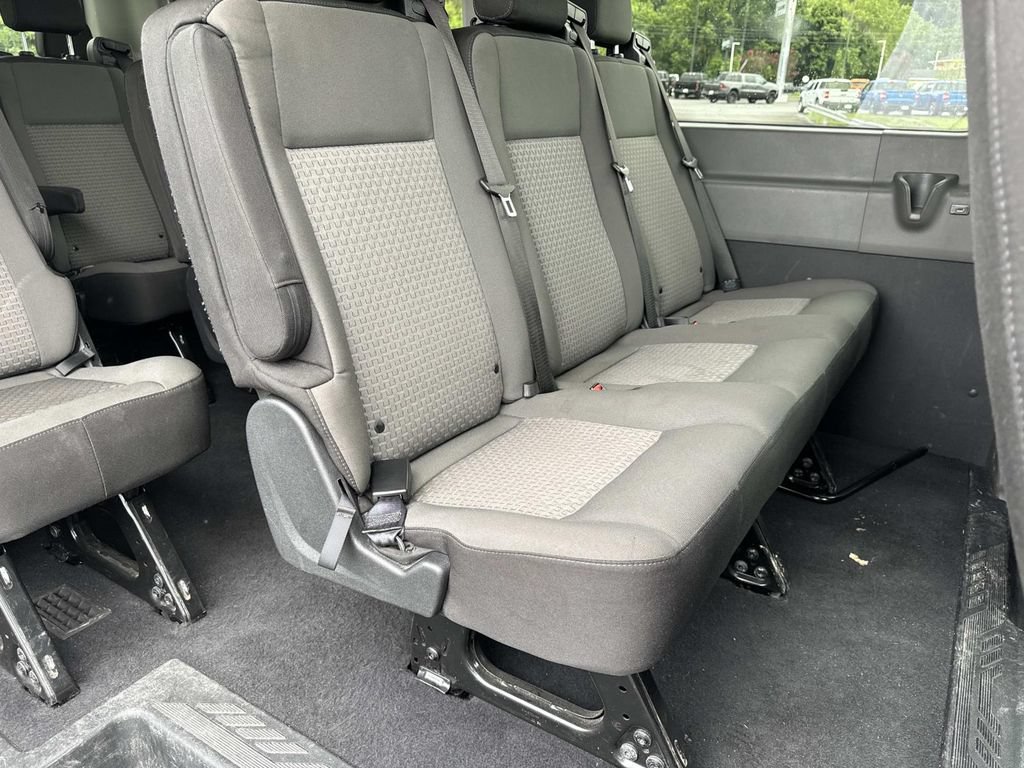 Used 2024 Ford Transit 350 XLT RWD image 18