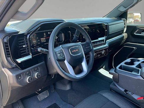 Used 2026 GMC Sierra 1500 Elevation w/ Elevation Select Package AWD/4WD image 18