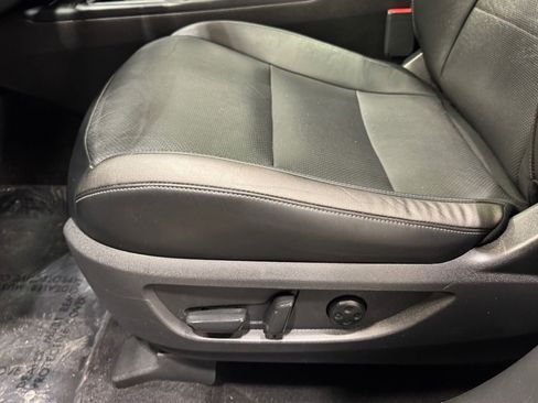 Used 2022 INFINITI QX50 Luxe w/ Appearance Package image 19