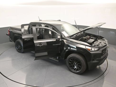 Used 2026 Chevrolet Colorado W/T w/ WT Custom Package RWD image 69
