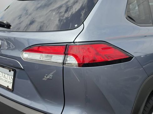 Used 2023 Toyota Corolla Cross LE FWD image 19