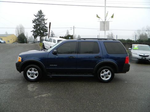 Used 2004 Ford Explorer Sport XLS image 5