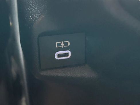 Certified 2024 Toyota Grand Highlander XLE image 24