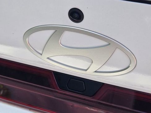 Used 2026 Hyundai Elantra Sport w/ Cargo Package FWD image 10