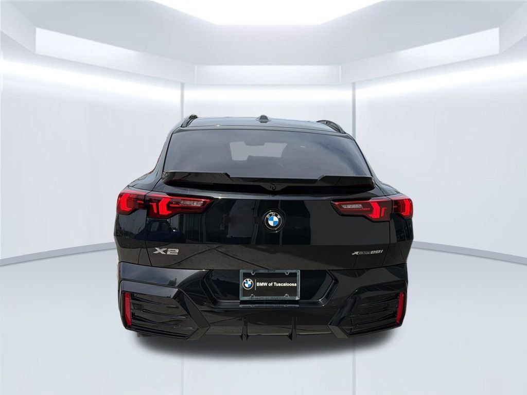 New 2026 BMW X2 xDrive28i w/ Technology Package AWD/4WD image 5