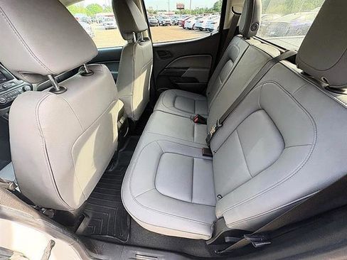 Used 2022 Chevrolet Colorado W/T image 37