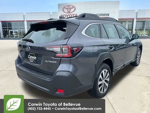 Used 2025 Subaru Outback AWD/4WD image 9
