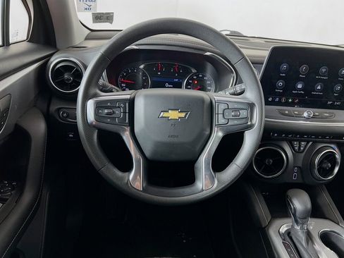 Certified 2025 Chevrolet Blazer LT image 11