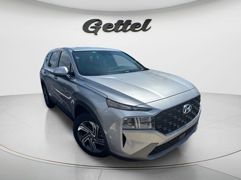 Used 2023 Hyundai Santa Fe SE FWD image 3