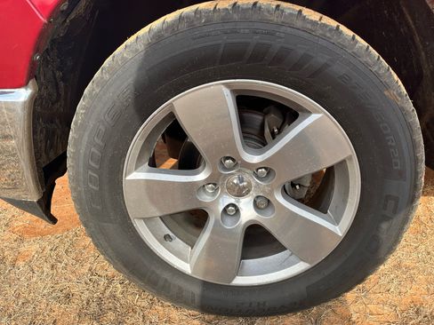 Used 2012 RAM 1500 Big Horn w/ Luxury Group image 10