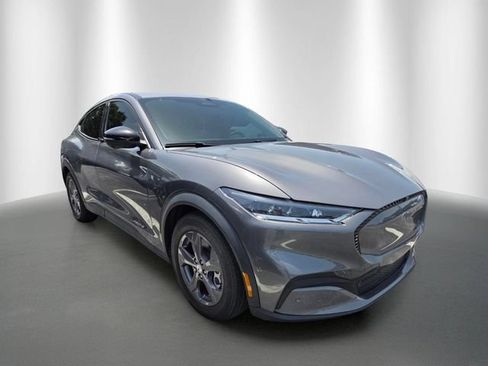 Used 2023 Ford Mustang Mach-E Select RWD image 5