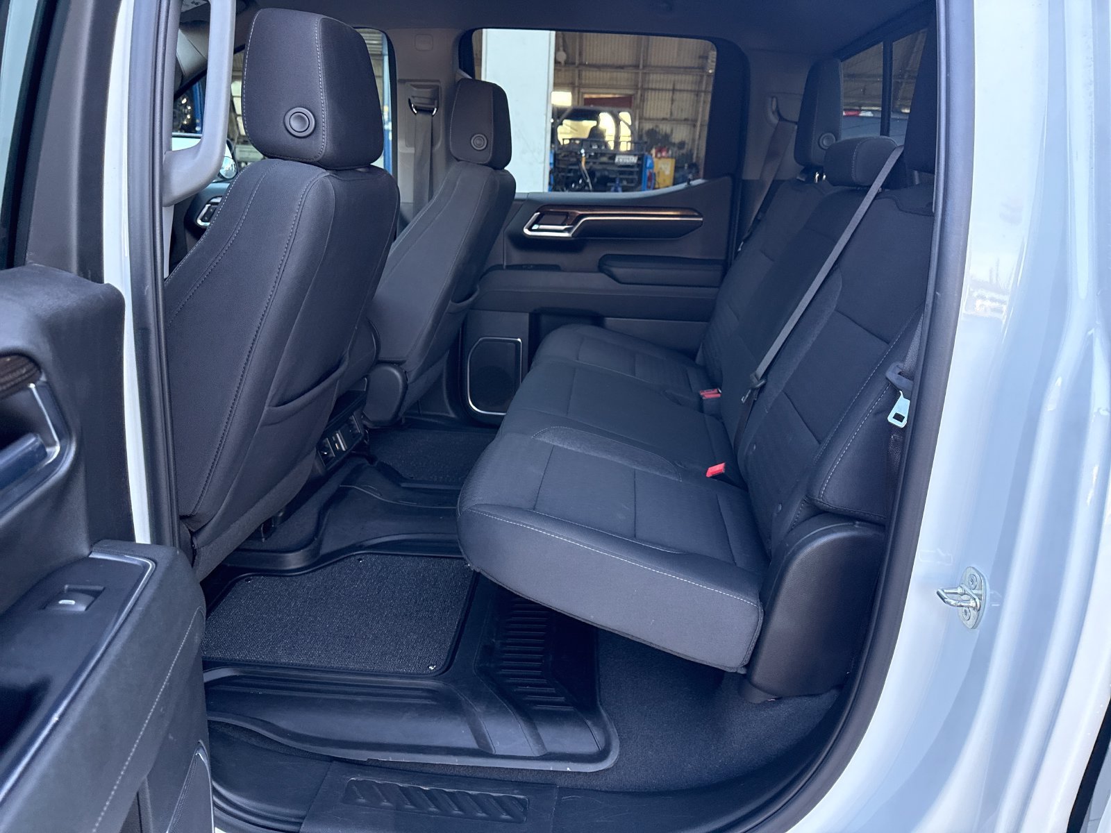 Used 2024 Chevrolet Silverado 1500 LT w/ Safety Package RWD image 25