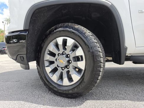 Used 2025 Chevrolet Silverado 2500 Custom w/ Custom Value Package RWD image 34