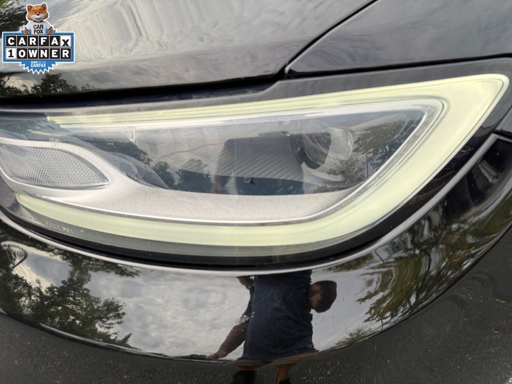 Certified 2025 Chrysler Pacifica Limited FWD image 22