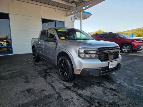 Used 2024 Ford Maverick Lariat w/ Black Appearance Package AWD/4WD image 3