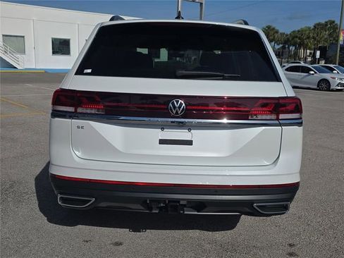 New 2026 Volkswagen Atlas SE image 4