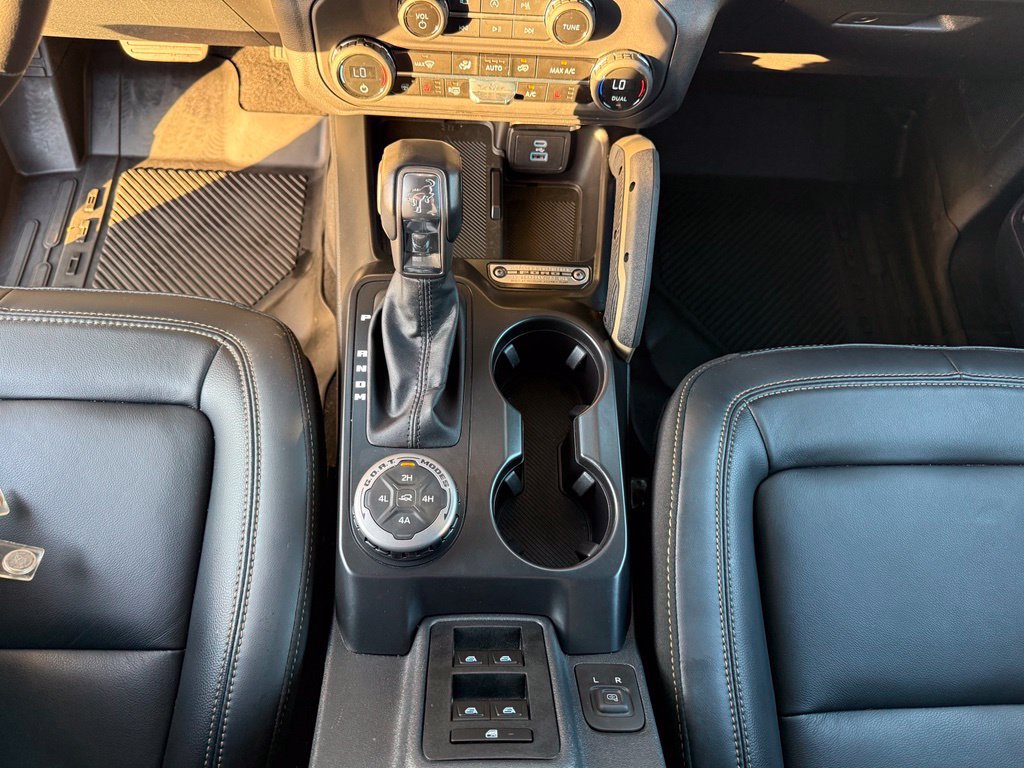 Used 2025 Ford Bronco Badlands AWD/4WD image 18