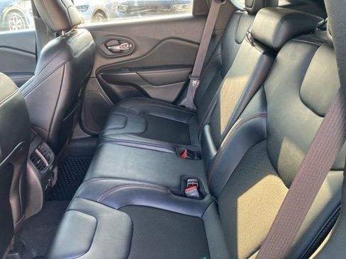 Certified 2022 Jeep Cherokee Trailhawk image 22