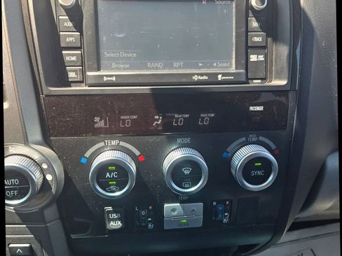 Used 2016 Toyota Sequoia Platinum image 20