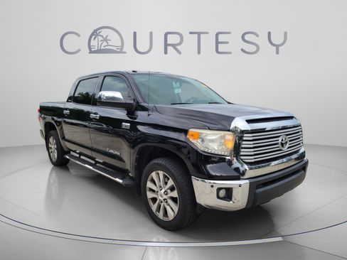 Used 2017 Toyota Tundra Limited w/ Limited Premium Package RWD image 4