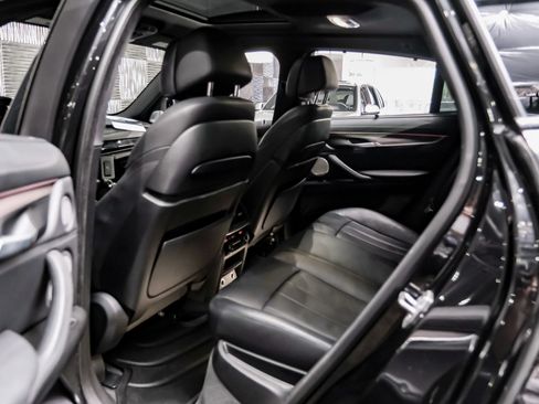 Used 2016 BMW X6 xDrive50i AWD/4WD image 39