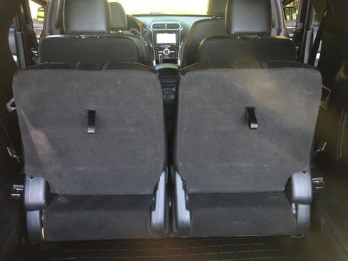 Used 2017 Ford Explorer Platinum AWD/4WD image 19