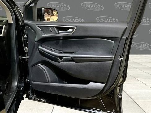 Used 2018 Ford Edge SEL w/ Equipment Group 201A image 12