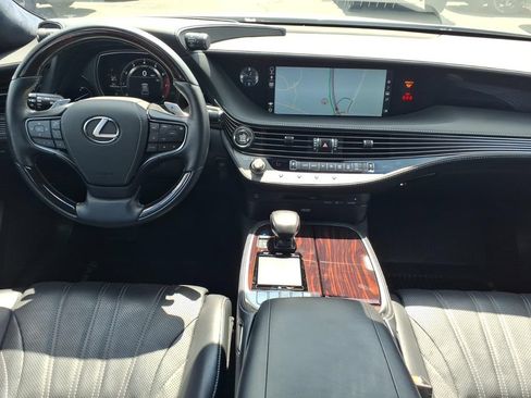 Used 2020 Lexus LS 500 AWD w/ Luxury Package image 17