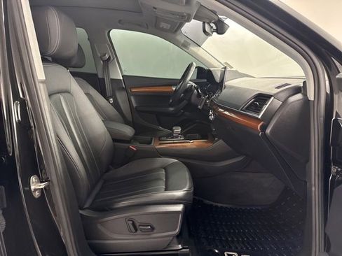 Used 2023 Audi Q5 2.0T Premium Plus w/ Premium Plus Package image 12