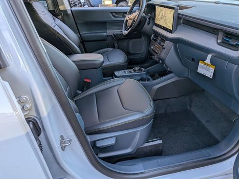 New 2026 Ford Maverick Lobo AWD/4WD image 33