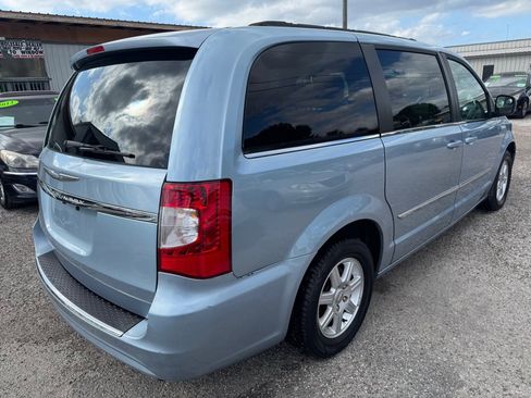 Used 2012 Chrysler Town & Country Touring w/ Entertainment Group #1 image 6