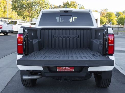 New 2026 Toyota Tacoma TRD Off-Road AWD/4WD image 7