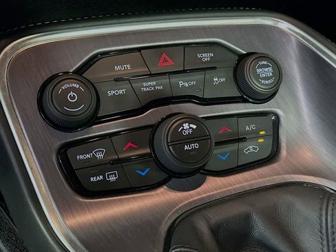 Used 2019 Dodge Challenger R/T w/ Stars & Stripes Edition RWD image 17