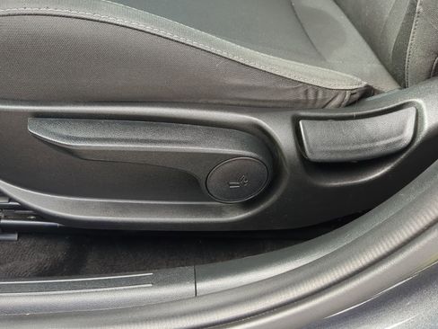 Used 2021 Hyundai Elantra SEL w/ Convenience Package image 47