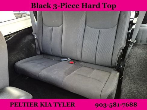 Used 2018 Jeep Wrangler Sport image 23