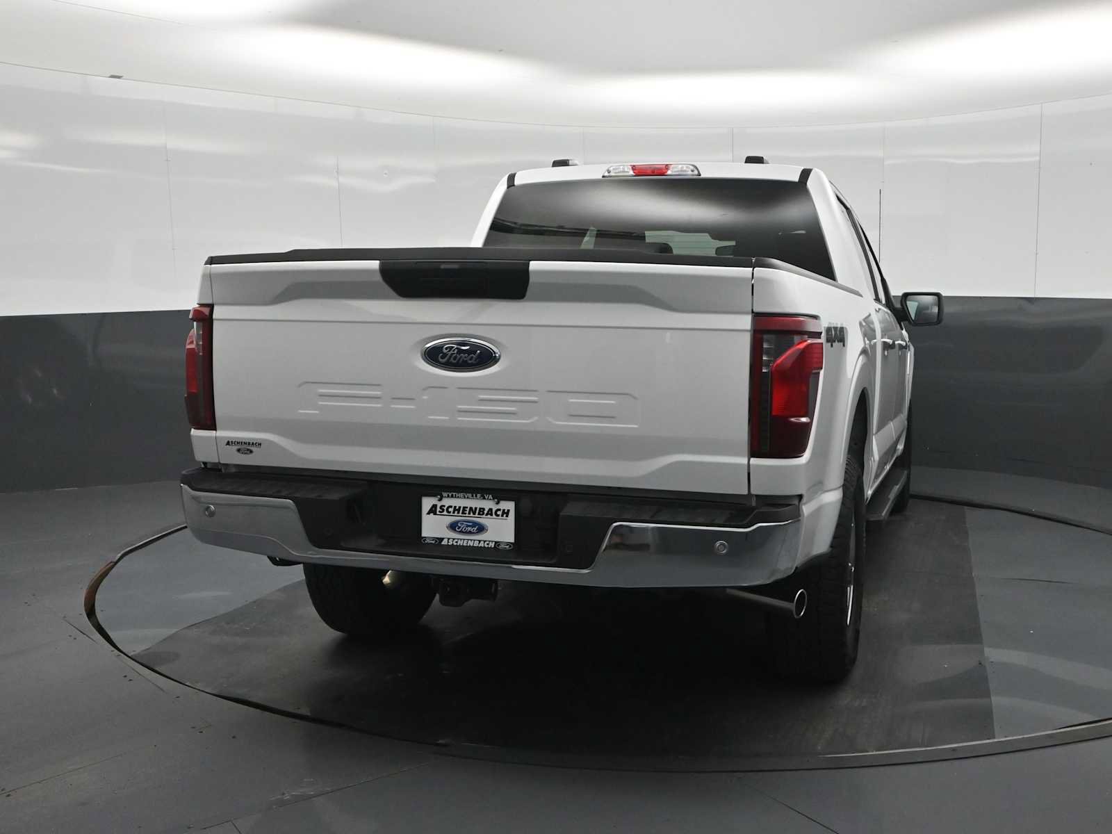 Certified 2025 Ford F150 XLT w/ Equipment Group 301A Standard AWD/4WD image 8