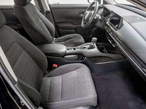 Used 2023 Honda HR-V LX image 28