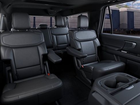 New 2027 Ford Expedition Max Platinum w/ Stealth Performance Package AWD/4WD image 11