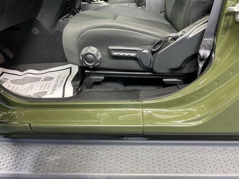 Certified 2021 Jeep Wrangler Unlimited Sahara image 13