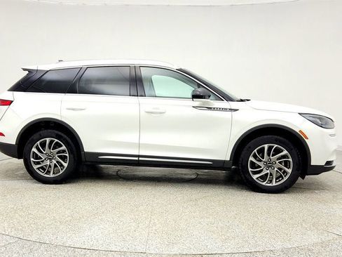 Used 2022 Lincoln Corsair AWD w/ Equipment Group 101A image 4