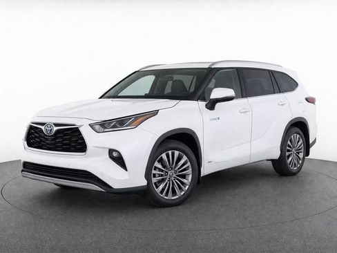 Certified 2021 Toyota Highlander Platinum AWD/4WD image 8
