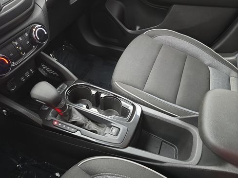 Used 2023 Chevrolet TrailBlazer LT image 23