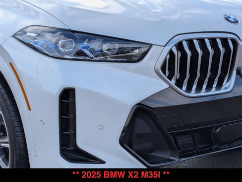 Used 2025 BMW X2 M35i image 9