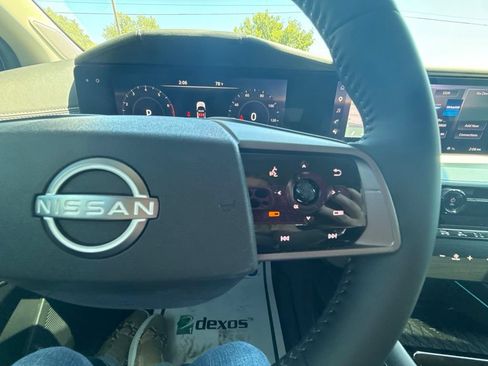 Used 2025 Nissan Murano SL AWD/4WD image 22