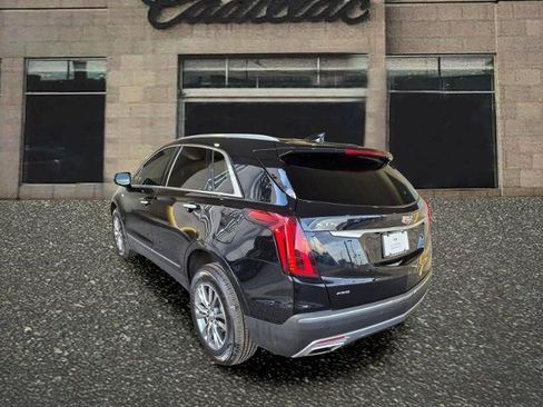 Used 2021 Cadillac XT5 Premium Luxury AWD/4WD image 3