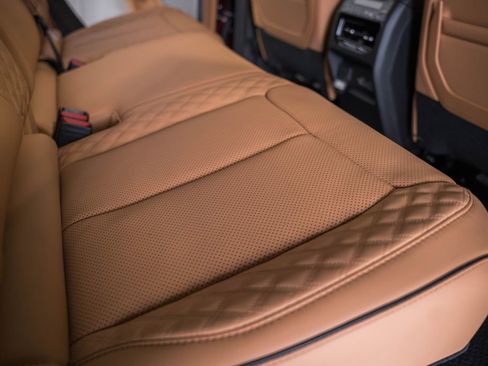 New 2025 Jeep Grand Cherokee Summit image 34