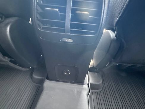 Used 2021 Ford Escape SE w/ SE Sport Appearance Package FWD image 39