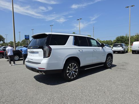 New 2026 Chevrolet Tahoe High Country w/ Sun And Tow Package AWD/4WD image 4